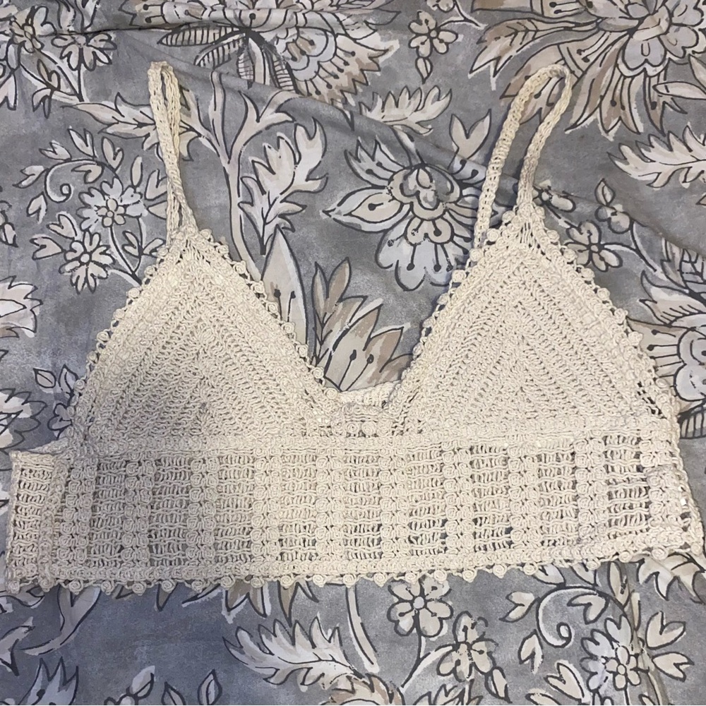 size L shein cropped tank top